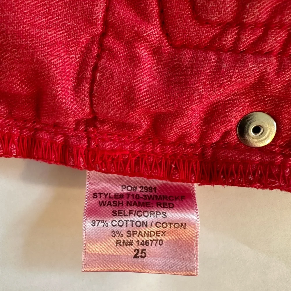 RE/DONE, RE/DONE Originals Velvet Crop Kick Flare Jeans In Red, Size 25 - Picture 4 of 10